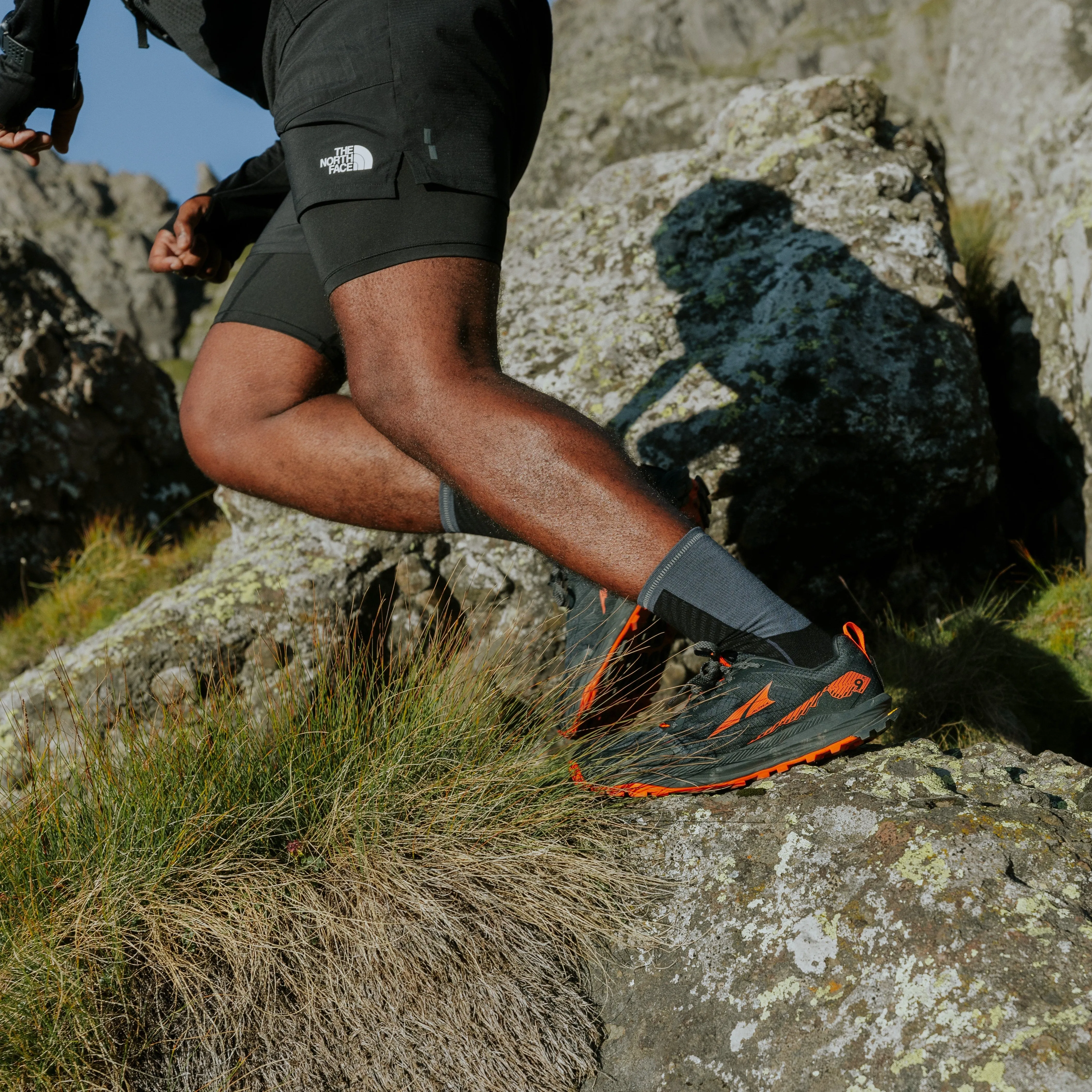 Altra Lone Peak 9  | Black / Orange | Mens