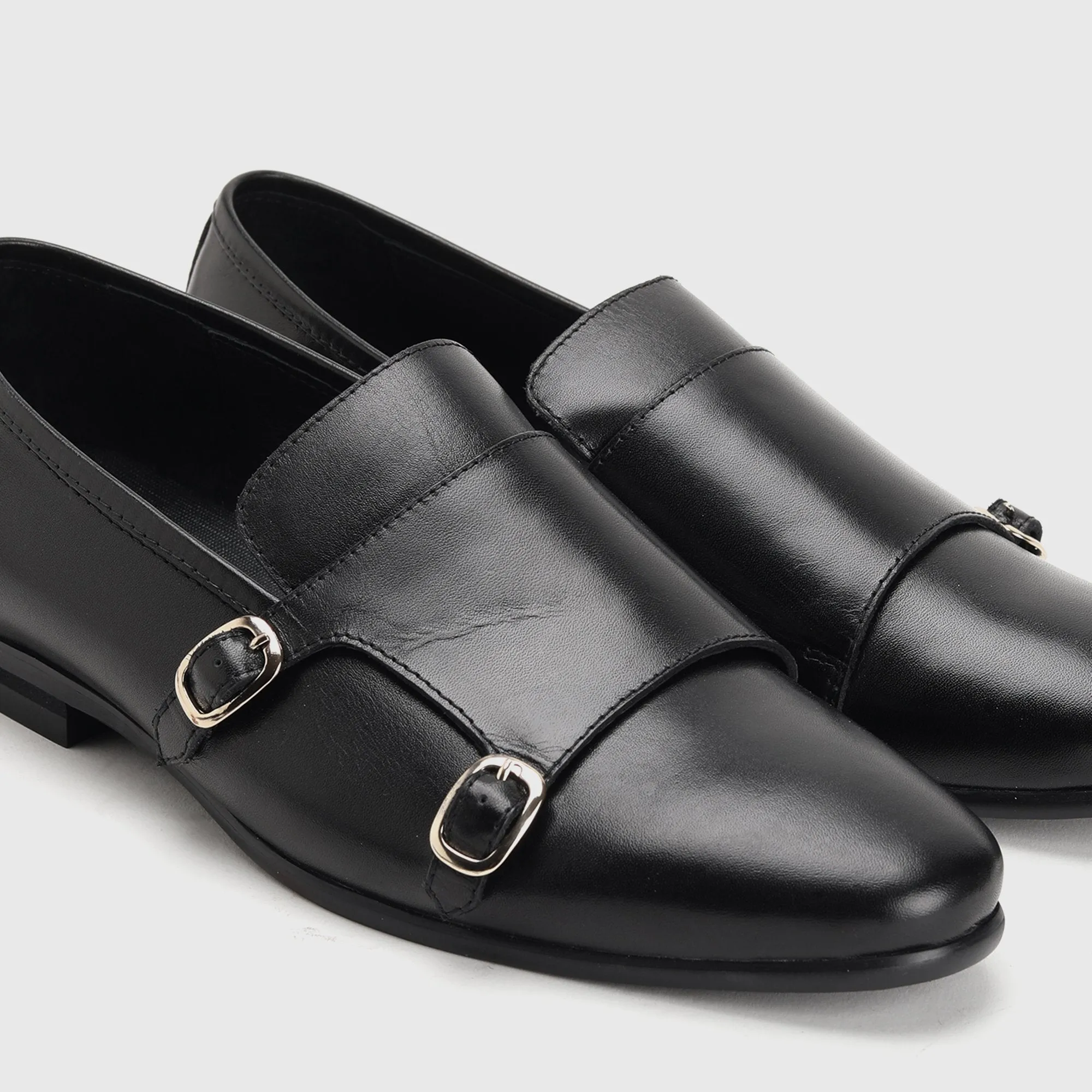 Double Buckle Low Cut Monk