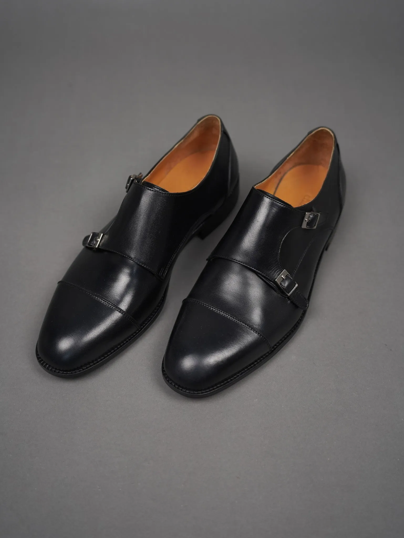 double monk-Black