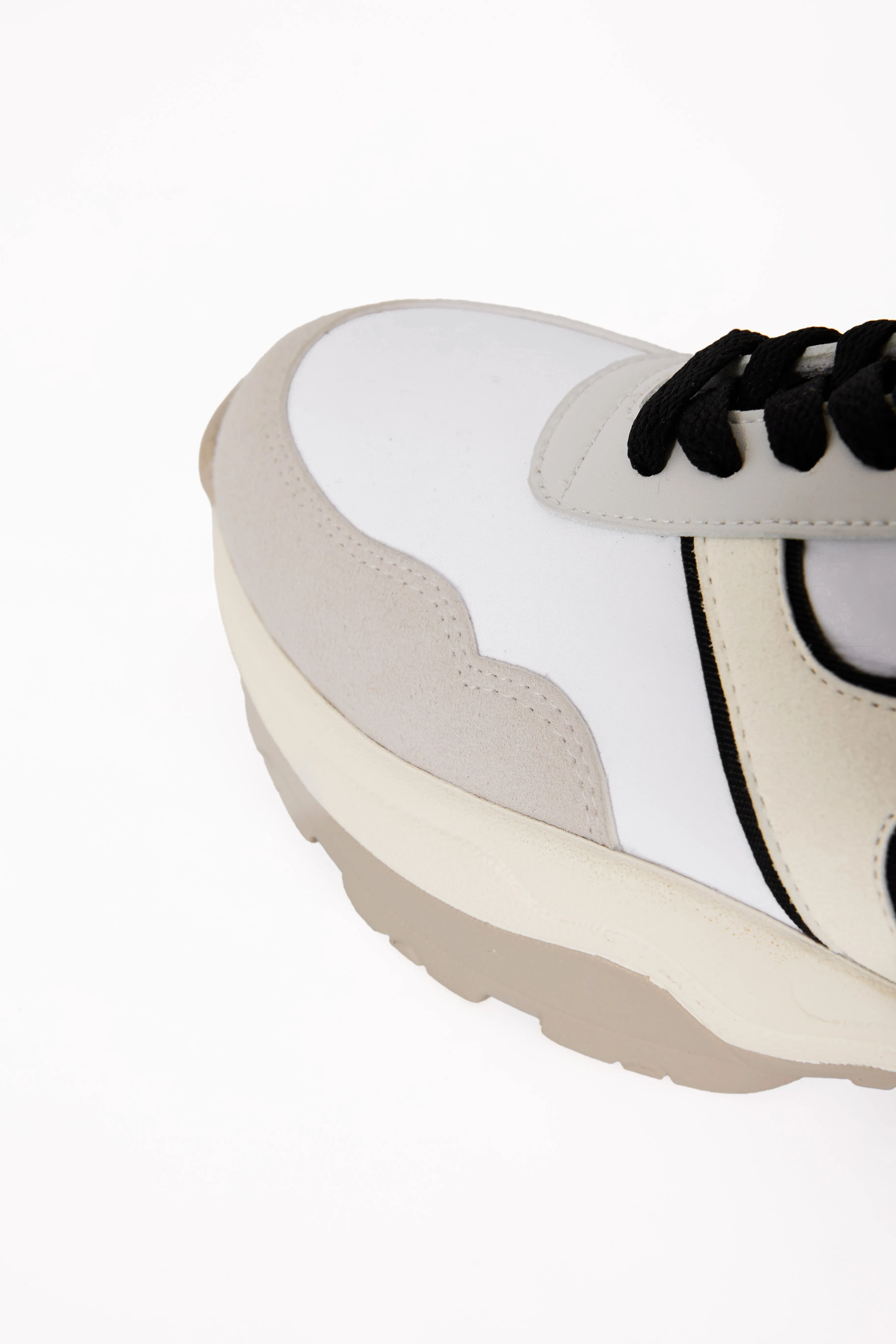 Le City HLT Sneakers