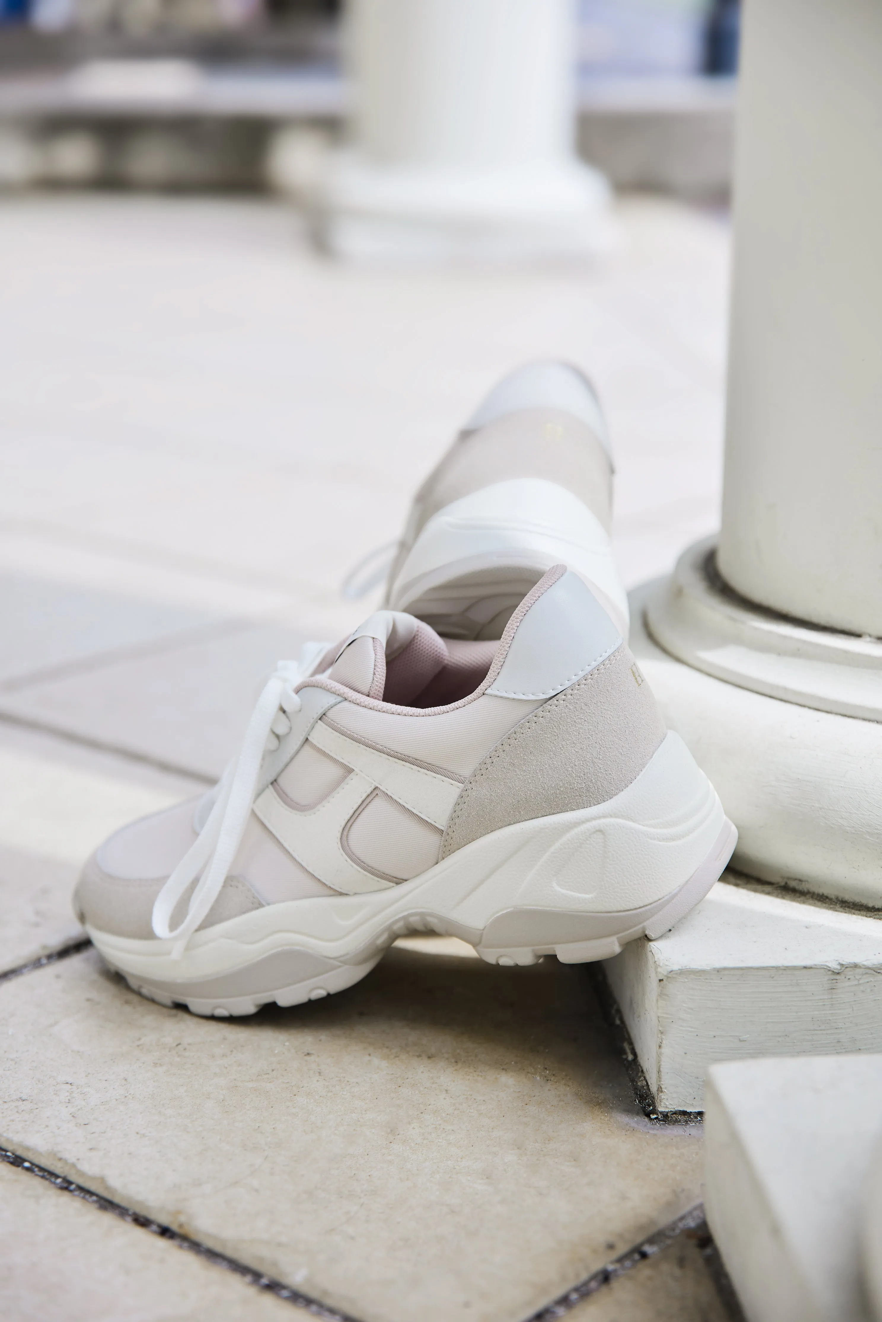 Le City HLT Sneakers