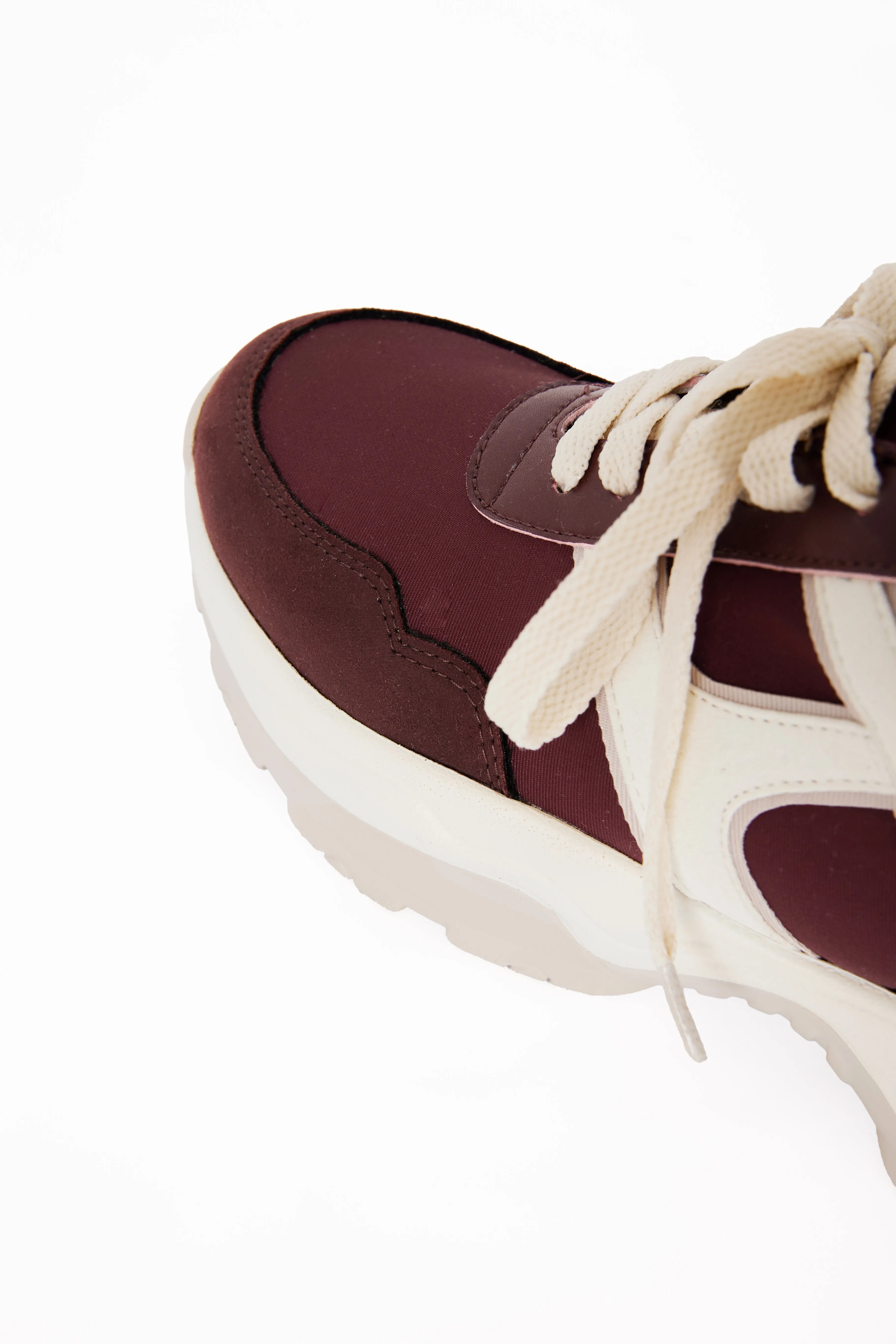 Le City HLT Sneakers