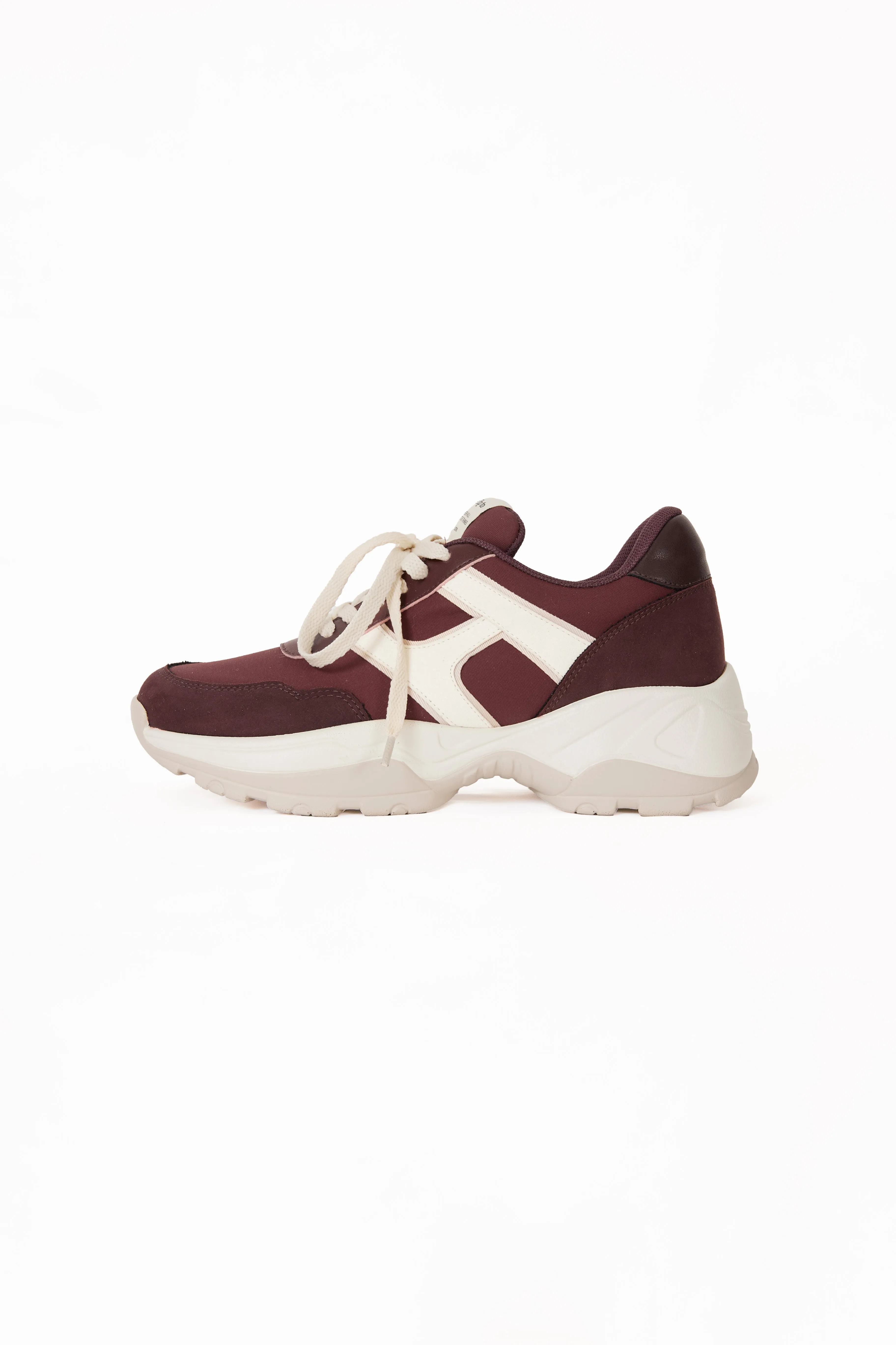 Le City HLT Sneakers