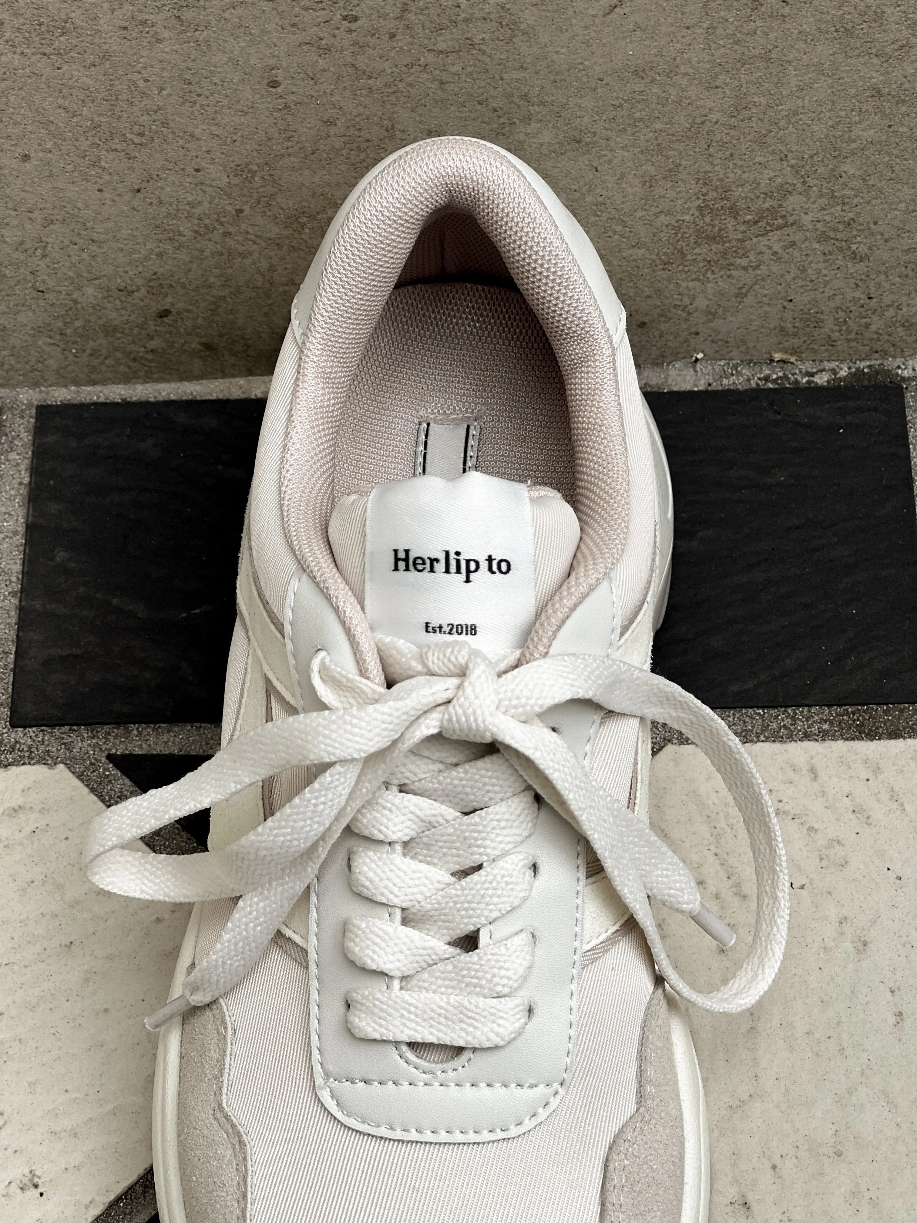 Le City HLT Sneakers